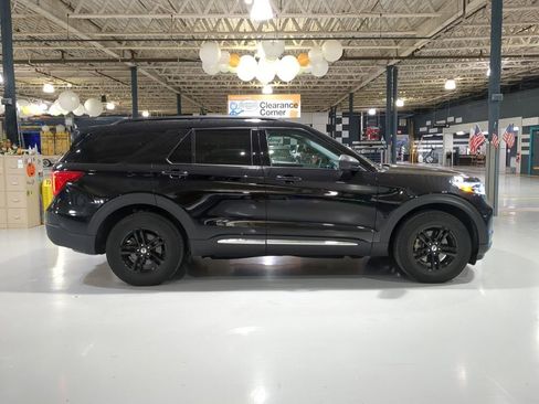 Used 2023 Ford Explorer XLT w/ Class IV Trailer Tow Package AWD/4WD image 7