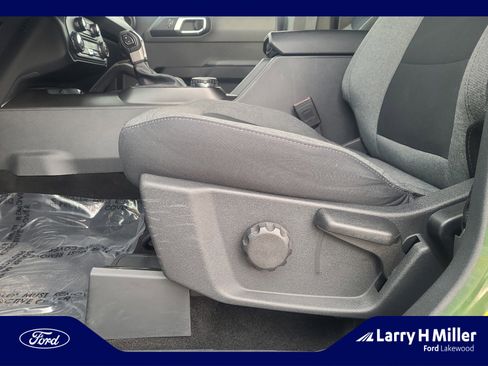 Used 2022 Ford Bronco Big Bend image 14