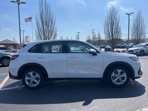 Certified 2024 Honda HR-V LX image 5