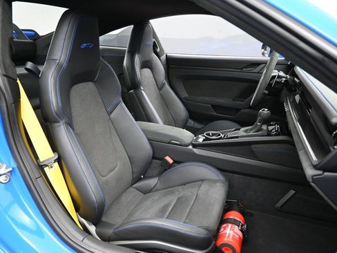 Certified 2022 Porsche 911 GT3 image 28