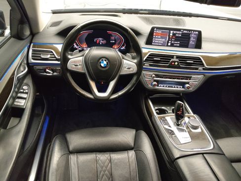Used 2020 BMW 740i RWD image 22