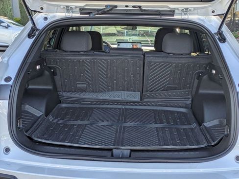 Used 2024 Honda Prologue EX image 7