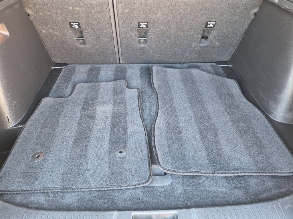 Used 2025 Chevrolet Trax LS FWD image 27