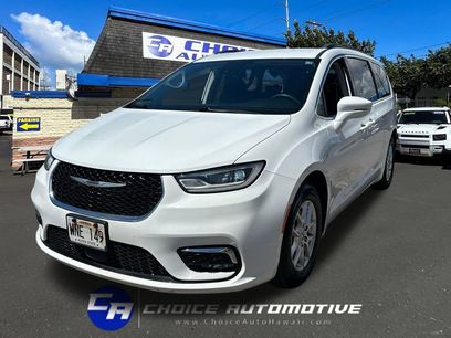 Used 2022 Chrysler Pacifica Touring-L