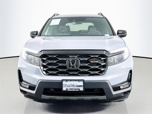 Used 2022 Honda Passport TrailSport image 2