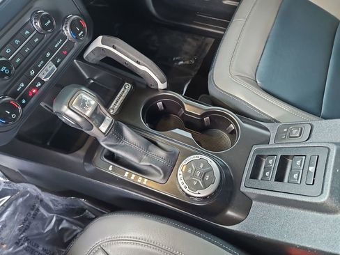 Used 2022 Ford Bronco Outer Banks w/ Sasquatch Package image 19