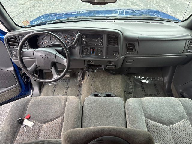 Used 2003 Chevrolet Silverado 2500 LS AWD/4WD image 15