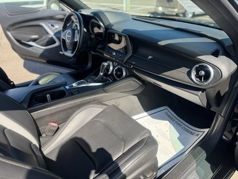 Used 2016 Chevrolet Camaro SS RWD image 22
