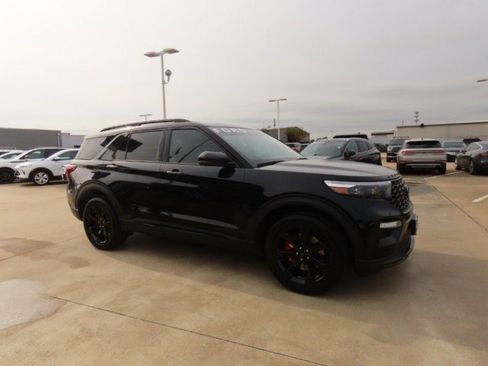 Certified 2023 Ford Explorer ST w/ Equipment Group 401A image 6