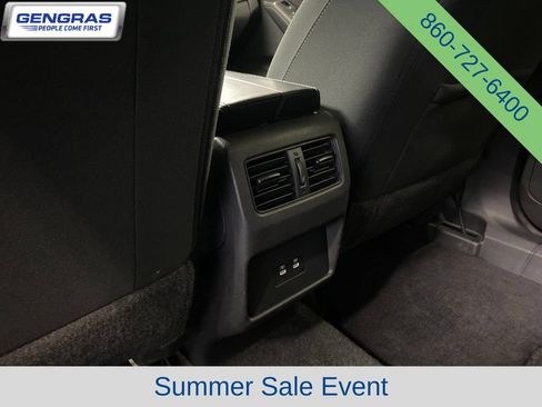 Used 2025 Nissan Rogue SV AWD/4WD image 28