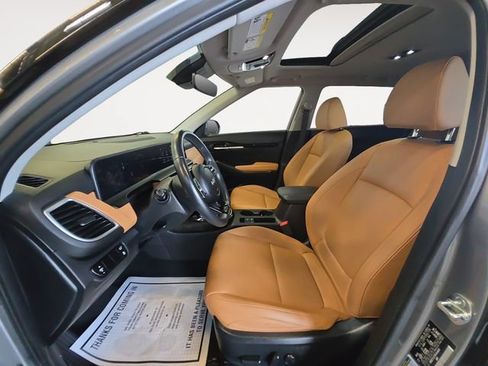 Used 2024 Kia Seltos SX w/ SX Sunroof Package AWD/4WD image 11