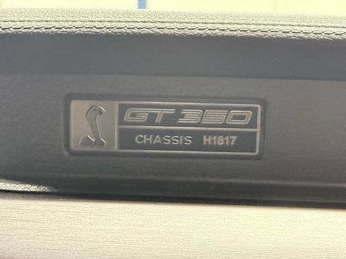 Used 2017 Ford Mustang Shelby GT350 w/ Electronics Package RWD image 37