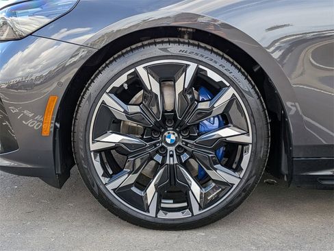 New 2026 BMW i5 eDrive40 image 27