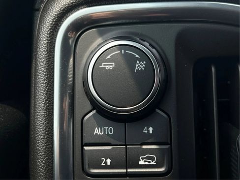 Used 2019 Chevrolet Silverado 1500 LT w/ All-Star Edition AWD/4WD image 39