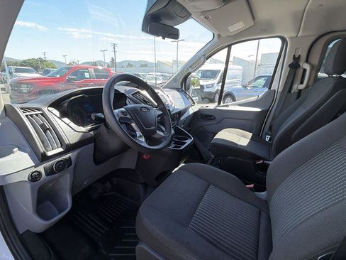 Used 2018 Ford Transit 350 XLT RWD image 3