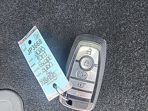 Used 2023 Ford Escape ST-Line w/ Tech Pack #1 AWD/4WD image 12