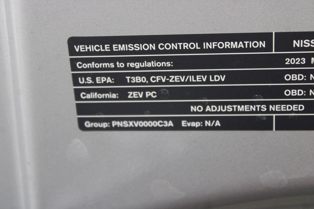 Used 2023 Nissan Ariya FWD image 30