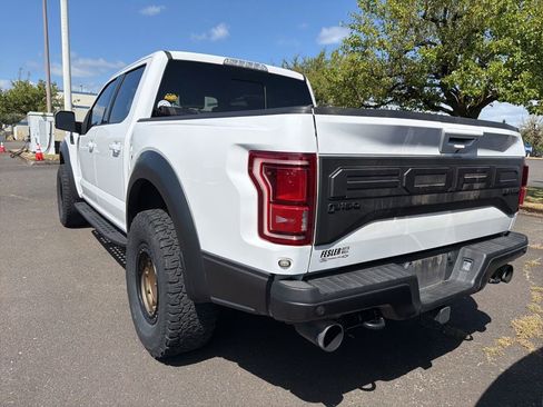 Used 2019 Ford F150 Raptor w/ Equipment Group 802A Luxury AWD/4WD image 4