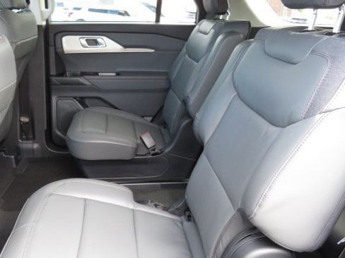 New 2026 Ford Explorer Active image 6