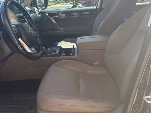 Certified 2023 Lexus GX 460 Premium AWD/4WD image 10