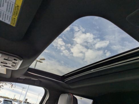 Certified 2025 Toyota Tacoma TRD Pro image 15