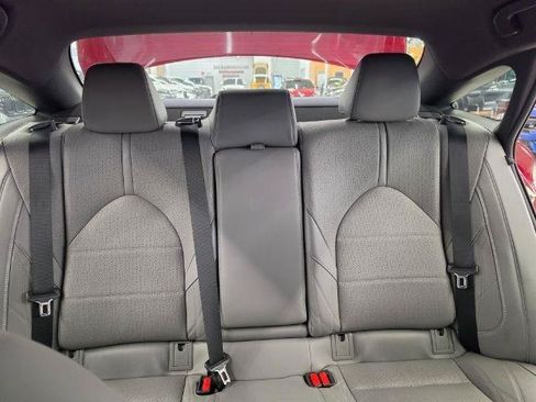 Used 2020 Toyota Avalon Limited w/ Advanced Safety Package FWD image 12