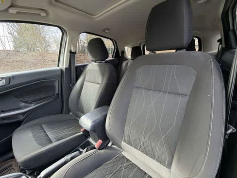 Used 2020 Ford EcoSport SE image 14