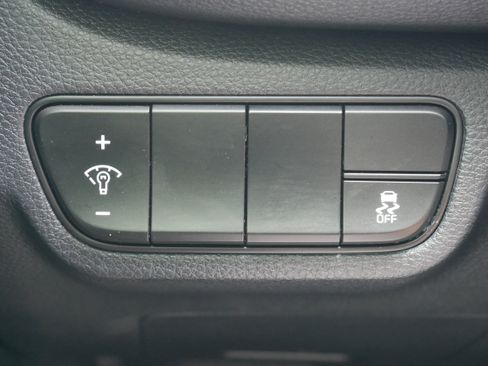 Certified 2025 Kia Seltos X-Line AWD/4WD image 30