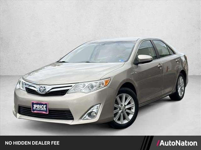 Used 2014 Toyota Camry XLE FWD image 1