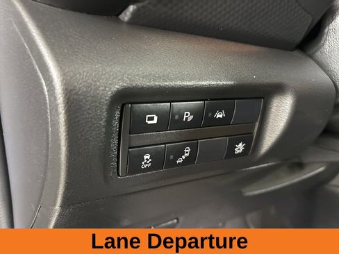 Used 2024 Nissan Kicks S image 10