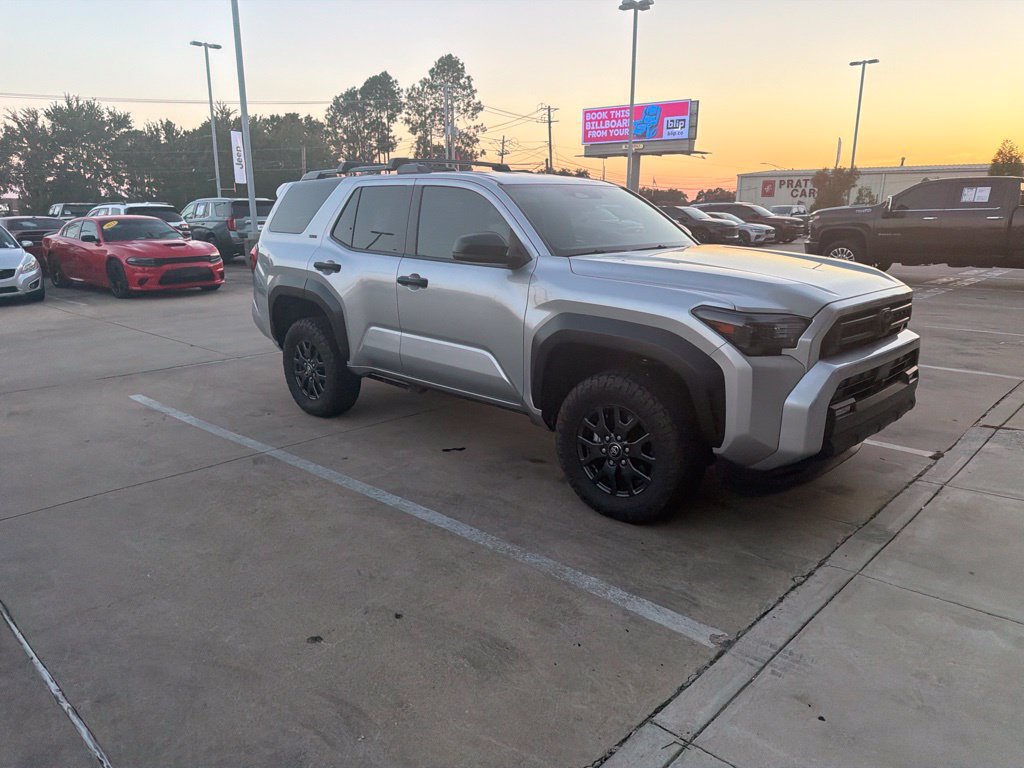 Used 2025 Toyota 4Runner SR5 AWD/4WD image 24