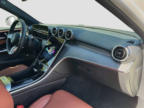 Certified 2026 Mercedes-Benz C 300 4MATIC Sedan image 16