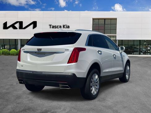 Used 2018 Cadillac XT5 AWD image 4