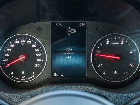 Used 2024 Mercedes-Benz Sprinter 2500 image 21
