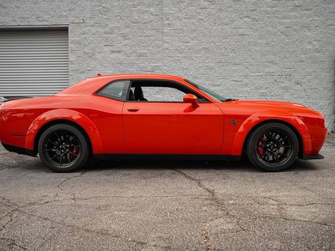 Used 2022 Dodge Challenger SRT Hellcat Redeye image 17