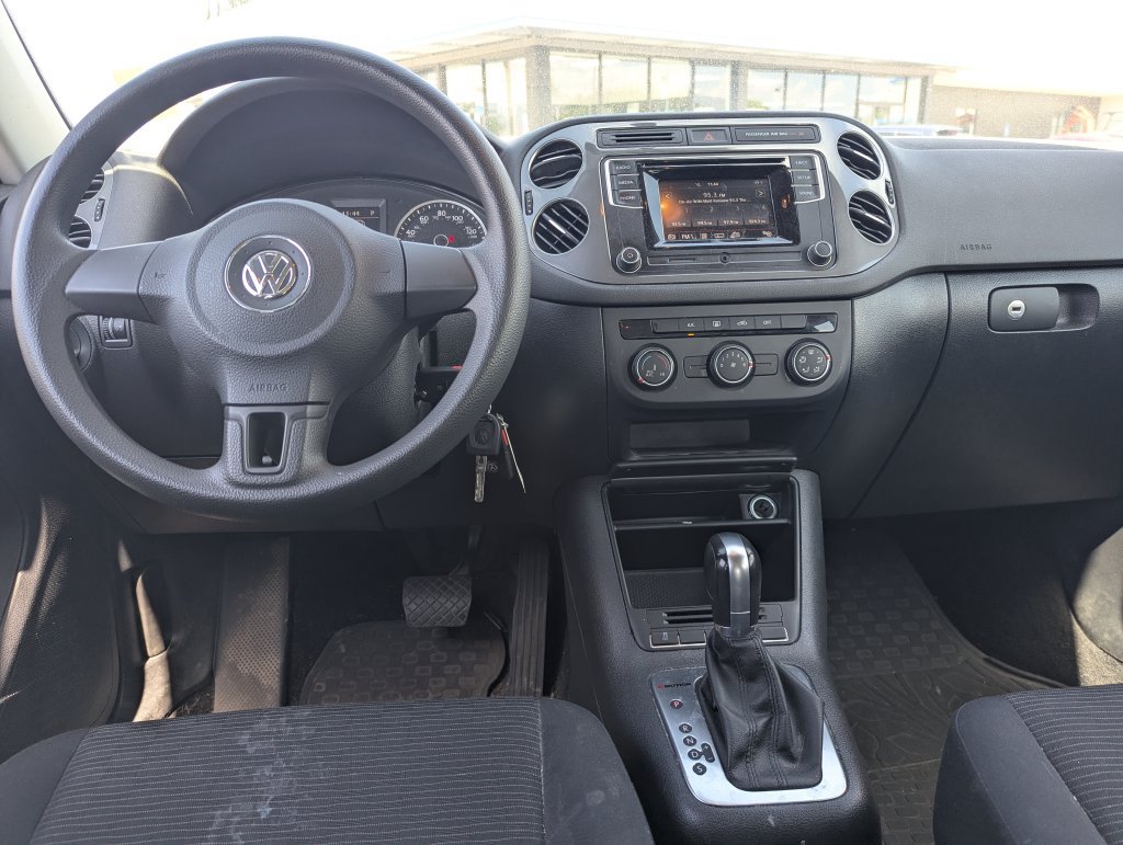 Used 2017 Volkswagen Tiguan S AWD/4WD image 25