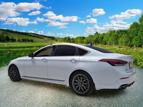 Used 2019 Genesis G80 3.3T Sport RWD image 4