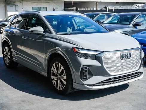 Used 2023 Audi Q4 e-tron Premium w/ Convenience Package image 5