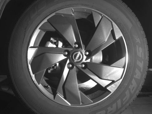 Used 2025 Nissan Rogue SV image 12