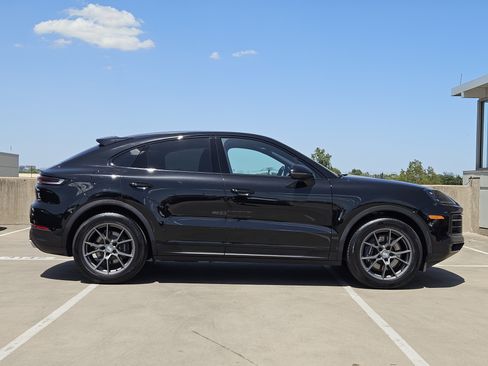 Certified 2026 Porsche Cayenne Coupe AWD/4WD image 9