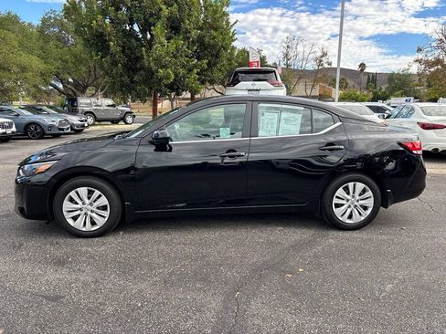 Certified 2025 Nissan Sentra S FWD image 6