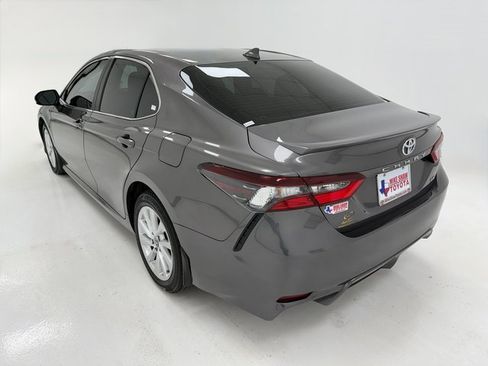 Used 2023 Toyota Camry LE image 38