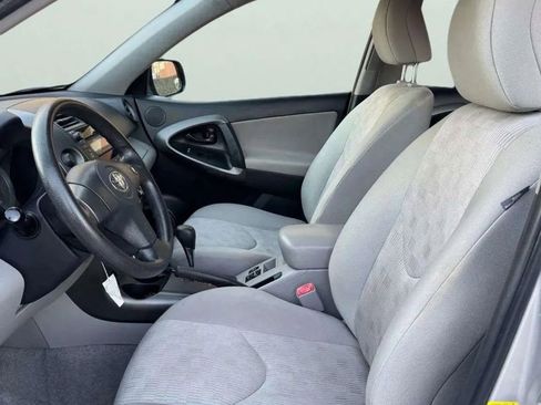 Used 2011 Toyota RAV4 2WD w/ Base L4 Extra Value Pkg image 9