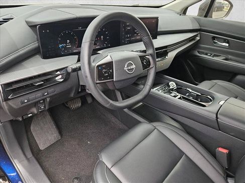 Used 2025 Nissan Murano SV FWD image 9