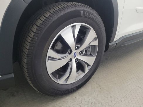 Used 2020 Subaru Ascent Premium w/ Convenience Package AWD/4WD image 31