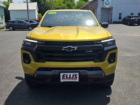 Used 2023 Chevrolet Colorado Z71 w/ Z71 Convenience Package 2 AWD/4WD image 2