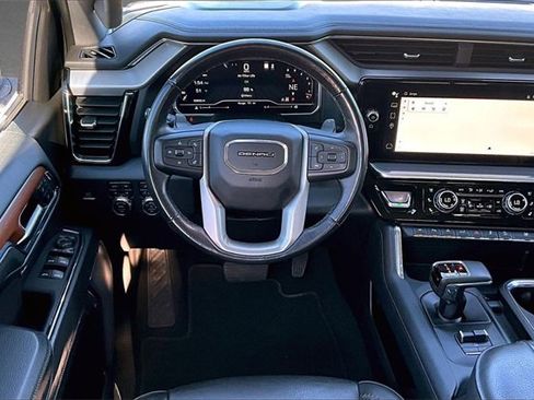 Used 2023 GMC Sierra 1500 Denali image 5