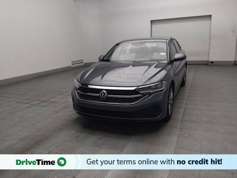 Used 2024 Volkswagen Jetta SE FWD image 1