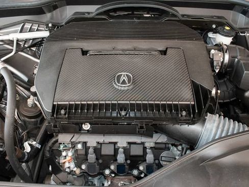 Used 2024 Acura MDX SH-AWD w/ Technology Package image 3