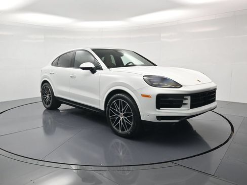 Used 2026 Porsche Cayenne Coupe AWD/4WD image 43